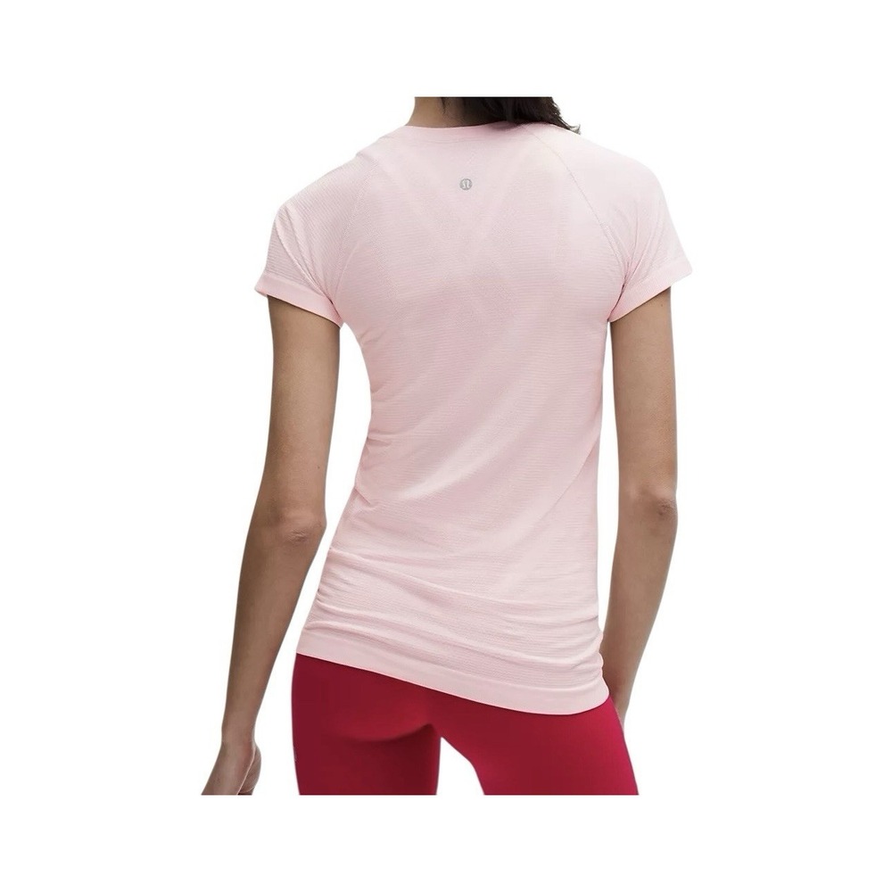 Lululemon Swiftly Tech Hip Length Light Pink Short Sleeve Running Womens‎ Size 8
